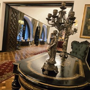 Art. History. Experience. – O călătorie în arta de patrimoniu bucureșteană la Casa Tătărăscu